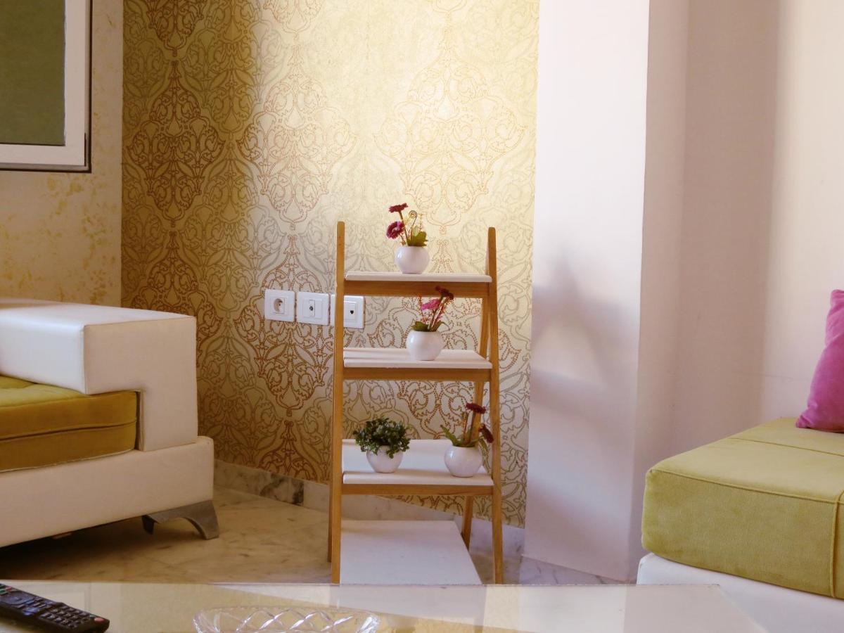 Beautiful Appartment With A Glorious Sea View 莫纳斯提尔 外观 照片