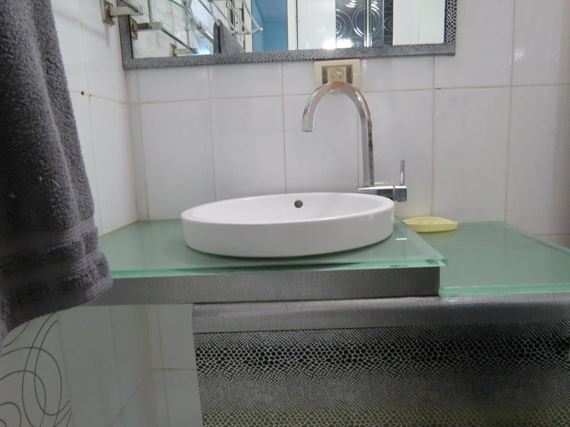 Beautiful Appartment With A Glorious Sea View 莫纳斯提尔 外观 照片